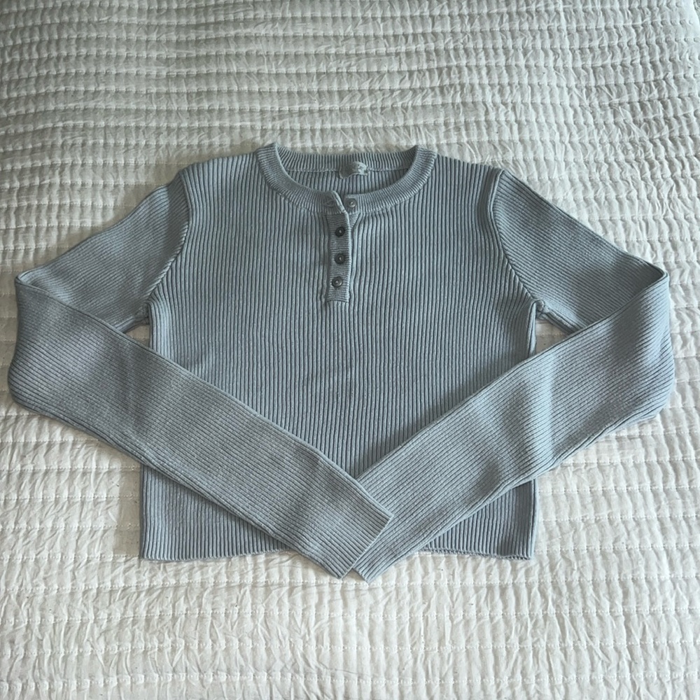 brandy melville blue cropped sweater 💙💙